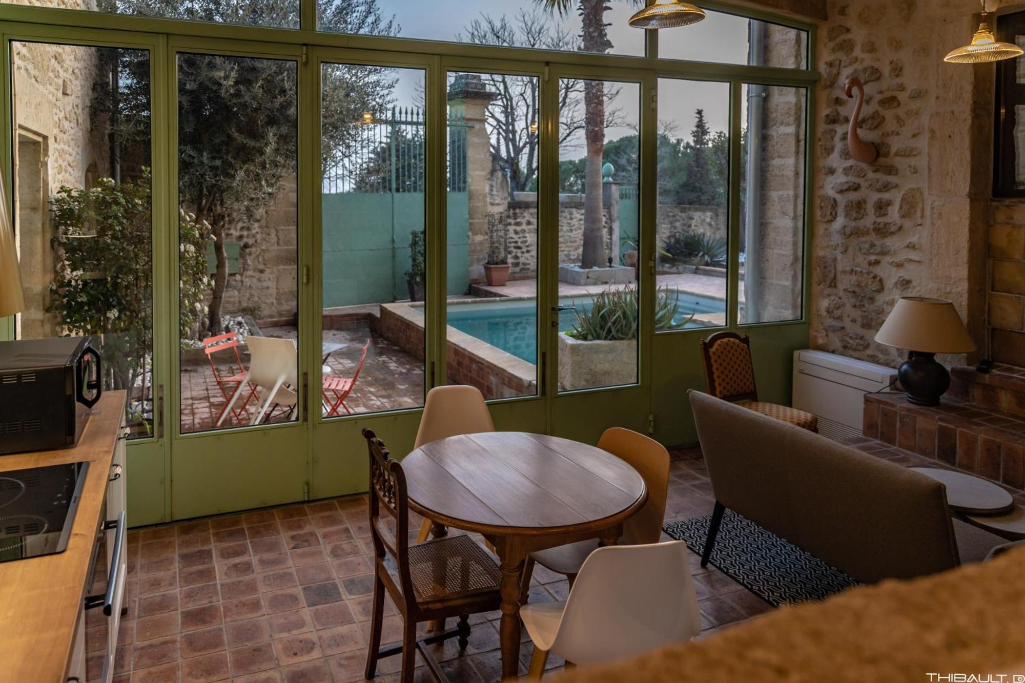 LA DEMEURE Bed&Breakfast Aubais Exterior foto